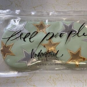 Free People & Understated Leather Sleep Mask